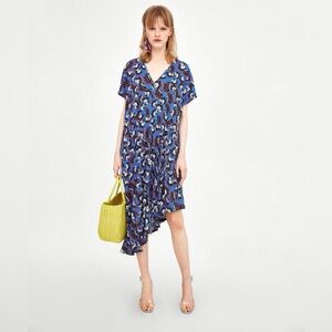 ZARA TRAFALUC Oversized Blue Floral Asymmetrical Dress Size Medium Boho